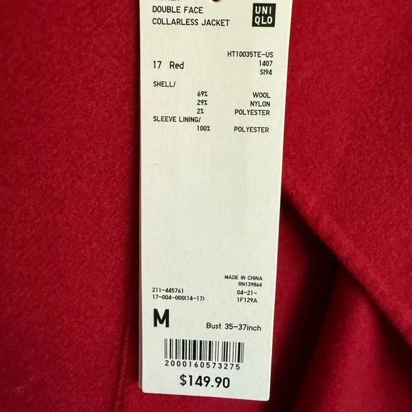 Uniqlo Women's Red Blazer - Picture 2 of 3